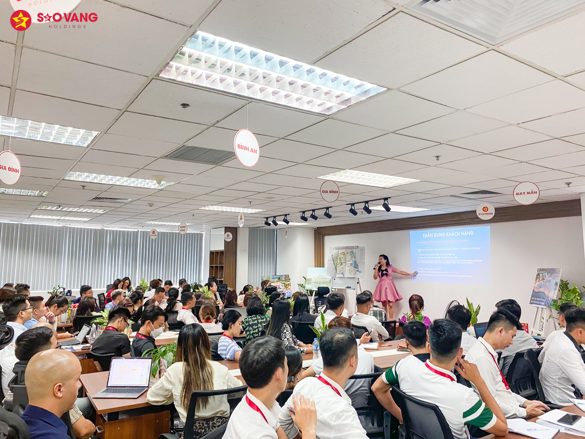 dao-tao-vinhomes-ocean-park-2-the empire -7