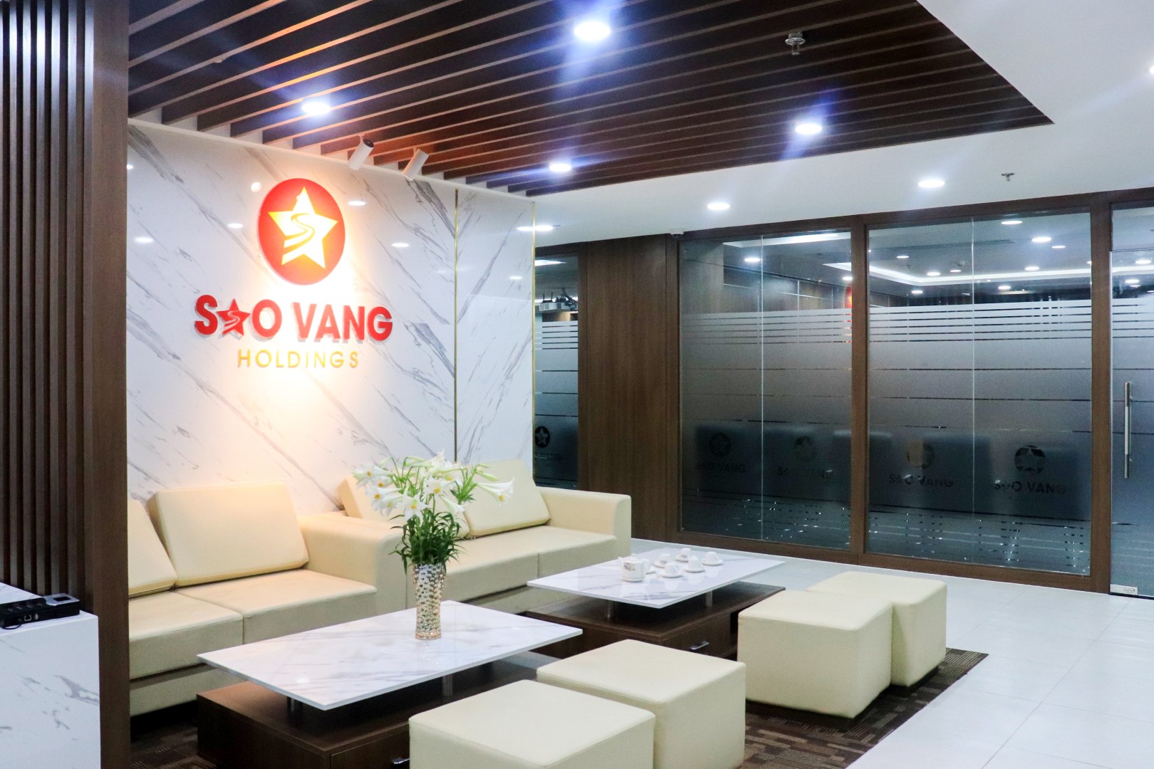 z2414148001761_f3026b946e64e3a2b969f9b4568cf75b